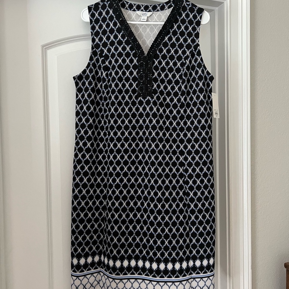 New Croft & Barrow Black White Blue patterned V neck sleeveless Dress Size Large